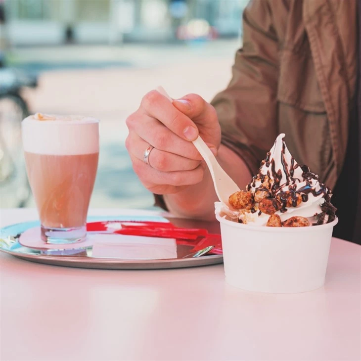 small ice cream cups